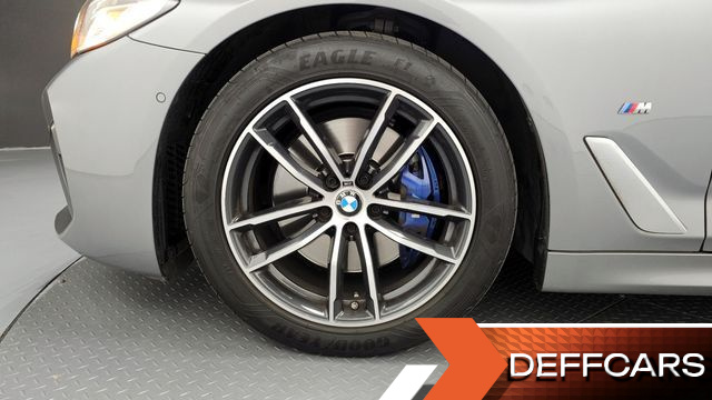 BMW 5-SERIES 520i M Sport купить на сайте DeffCars