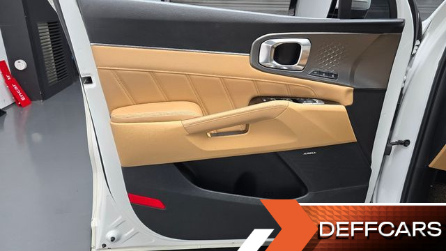 Kia SORENTO HEV 1.6 2WD Gravity купить на сайте DeffCars