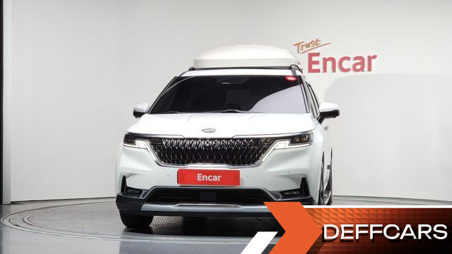 Kia CARNIVAL 9-Seater Signature купить на сайте DeffCars