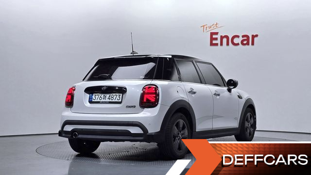 Mini COOPER 5Door Classic Third Generation купить на сайте DeffCars