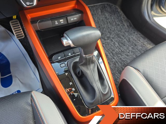 Kia STONIC Diesel 1.6 Prestige купить на сайте DeffCars