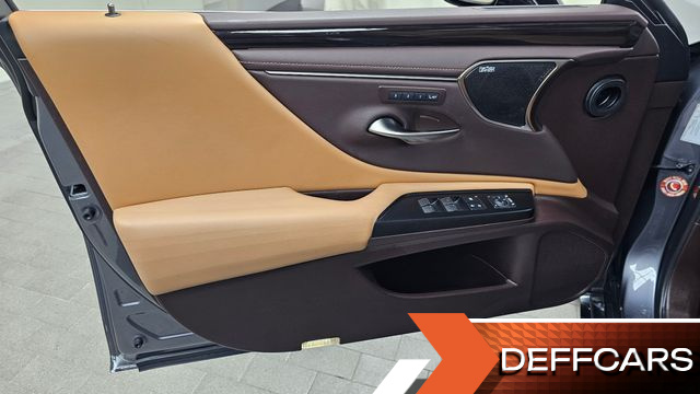 Lexus ES Executive купить на сайте DeffCars