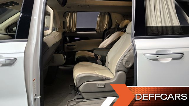 Kia CARNIVAL Gasoline 9-Seater Hi-Limousine Signature купить на сайте DeffCars