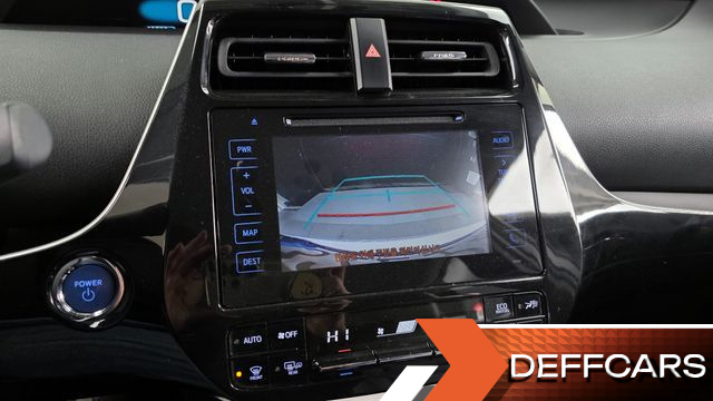 Toyota PRIUS 1.8 купить на сайте DeffCars