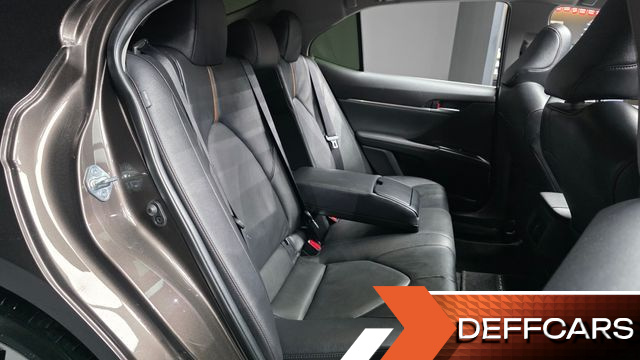 Toyota CAMRY 2.5 купить на сайте DeffCars
