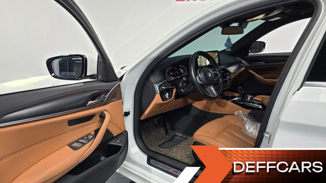 BMW 5-SERIES 520i M Sport купить на сайте DeffCars