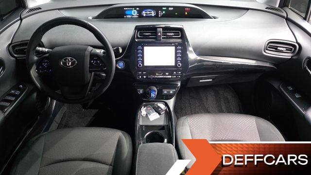 Toyota PRIUS 1.8 купить на сайте DeffCars
