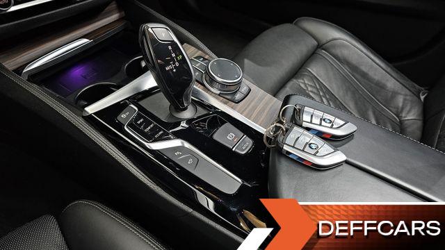 BMW 5-SERIES 530i M Sport Package Plus купить на сайте DeffCars