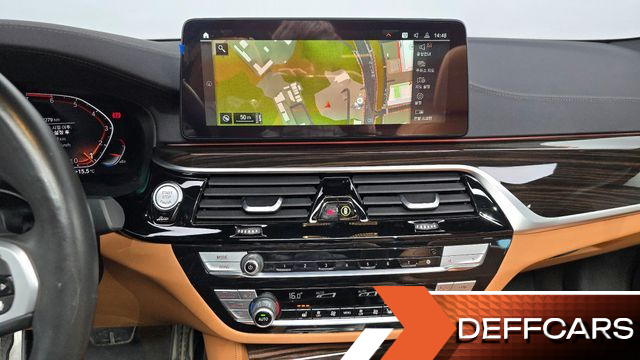 BMW 5-SERIES 520i M Sport купить на сайте DeffCars