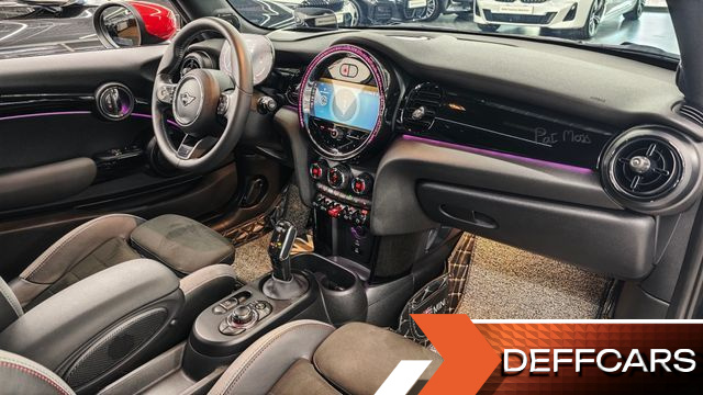Mini COOPER JCW Pat Moss Edition 3rd купить на сайте DeffCars