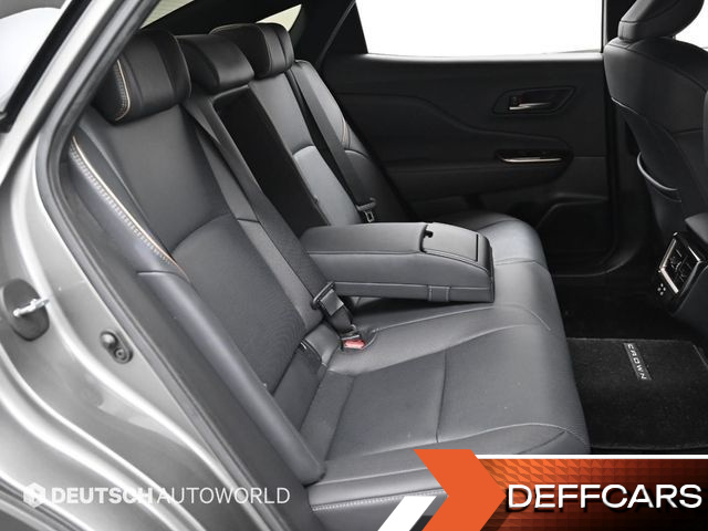 Toyota CROWN 2.5 4WD Hybrid купить на сайте DeffCars