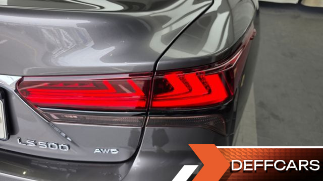 Lexus LS 3.5 Luxury AWD купить на сайте DeffCars