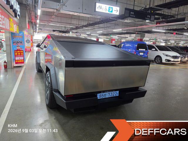 Tesla CYBERTRUCK Cyberbeast купить на сайте DeffCars