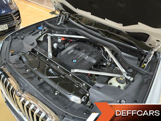 BMW X7 xDrive 30d Design Pure Excellent 6-Seater купить на сайте DeffCars