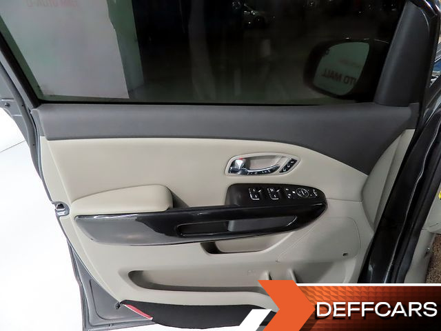 Kia CARNIVAL 9-seater Noblesse купить на сайте DeffCars