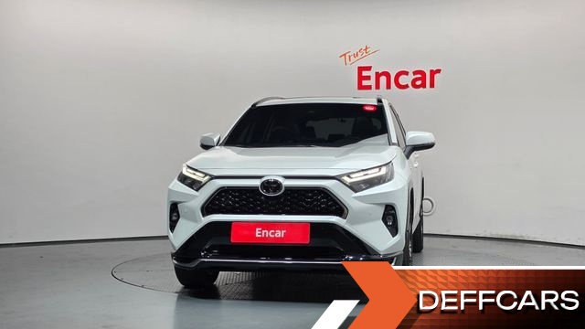 Toyota RAV4 2.5 4WD PHEV XSE купить на сайте DeffCars