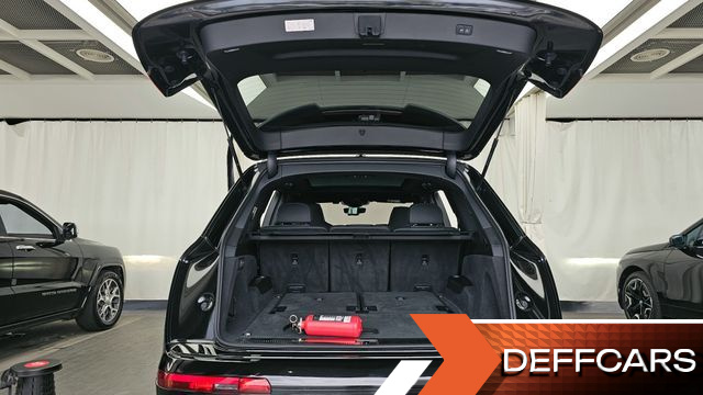 Audi Q7 55 TFSI Quattro Premium купить на сайте DeffCars