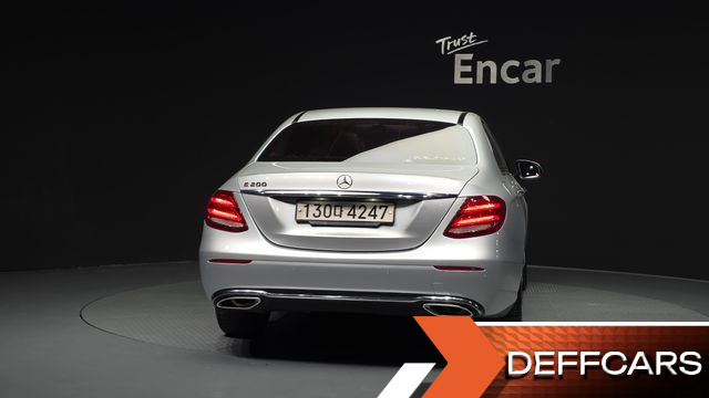 Mercedes E-CLASS E200 Avantgarde купить на сайте DeffCars