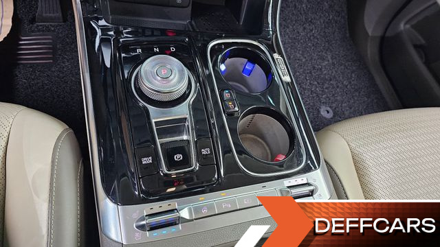 Kia CARNIVAL Diesel 7-Seater Hi-Limousine Signature купить на сайте DeffCars