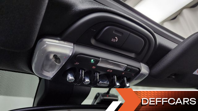 Mini COOPER CONVERTIBLE Classic Third Generation купить на сайте DeffCars