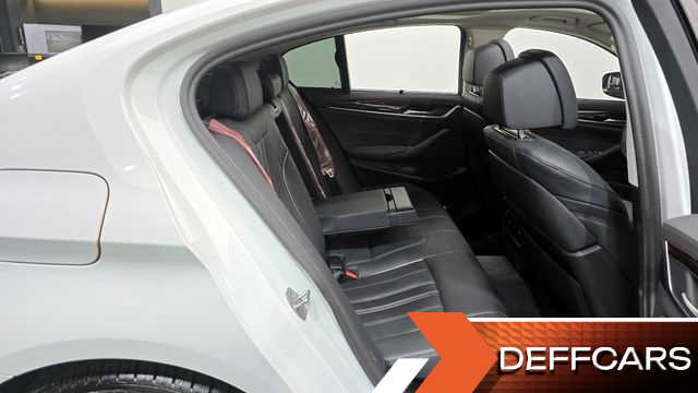 BMW 5-SERIES 520i Luxury купить на сайте DeffCars