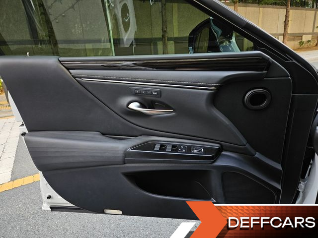 Lexus ES Luxury купить на сайте DeffCars