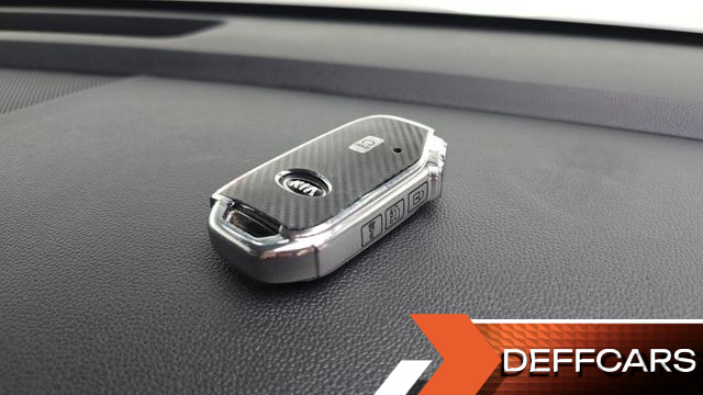 Kia SORENTO Diesel 2.2 2WD Prestige купить на сайте DeffCars