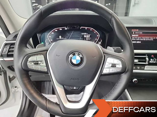 BMW 3-SERIES 320i Luxury купить на сайте DeffCars