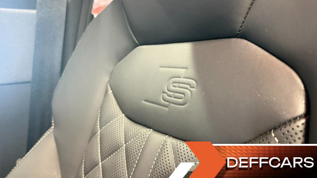 Audi Q8 55 TFSI Quattro Premium купить на сайте DeffCars