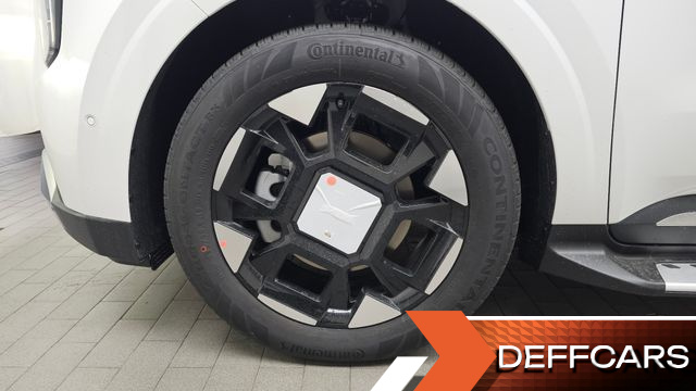Kia CARNIVAL HEV 7-Seater Hi Limousine Signature купить на сайте DeffCars
