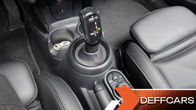 Mini COOPER Classic Plus Launch Pack Third Generation купить на сайте DeffCars