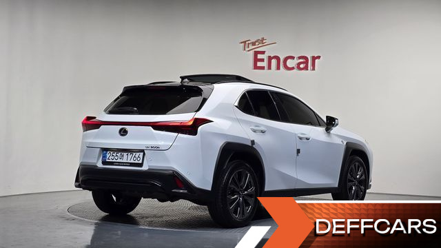 Lexus UX 2.0 F-Sport 2WD купить на сайте DeffCars