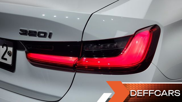 BMW 3-SERIES 320i Luxury купить на сайте DeffCars