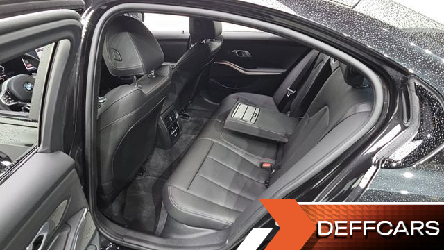 BMW 3-SERIES 320i M Sport купить на сайте DeffCars