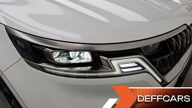 Kia CARNIVAL Gasoline 9-Seater Signature купить на сайте DeffCars
