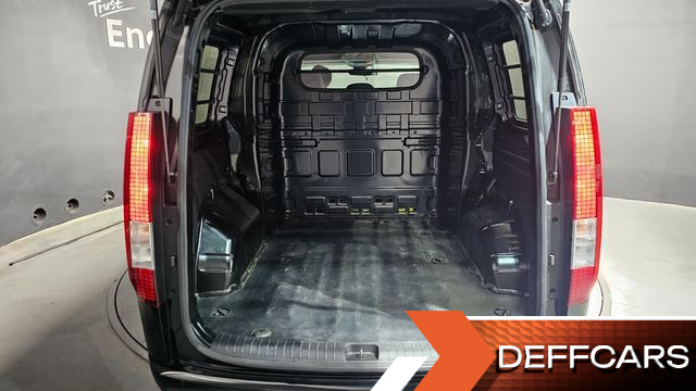 Hyundai STARIA Cargo 5-Seater Modern купить на сайте DeffCars