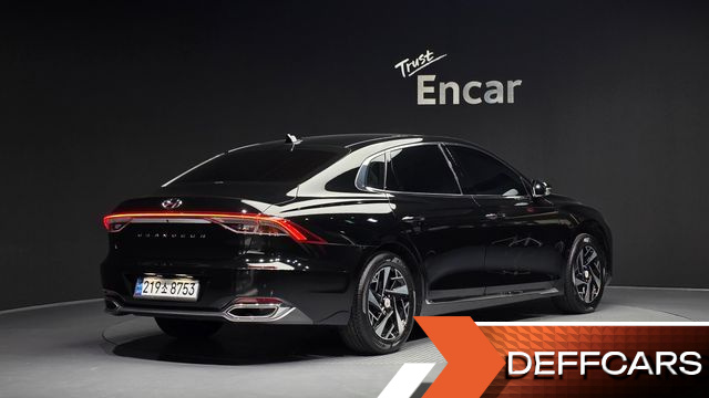 Hyundai GRANDEUR Premium купить на сайте DeffCars