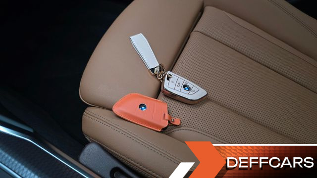 BMW 3-SERIES 320i M Sport купить на сайте DeffCars