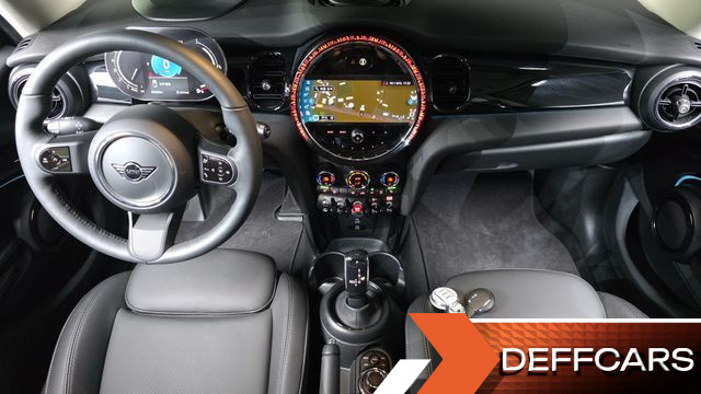 Mini COOPER 5Door Classic Third Generation купить на сайте DeffCars