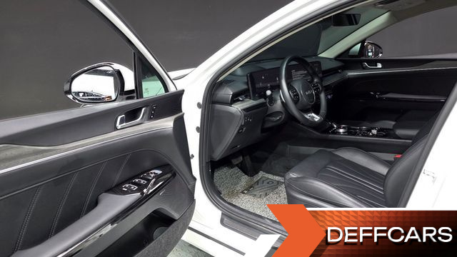 Kia K5 2.0 LPi Signature купить на сайте DeffCars