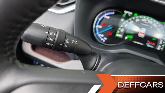 Toyota RAV4 2.5 4WD Hybrid купить на сайте DeffCars