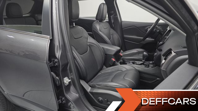 Jeep CHEROKEE 2.4 Limited AWD купить на сайте DeffCars