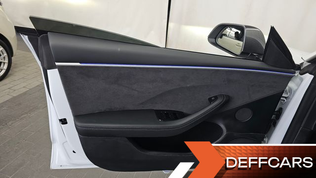 Tesla MODEL 3 Performance AWD купить на сайте DeffCars
