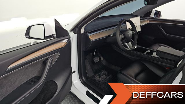 Tesla MODEL Y RWD купить на сайте DeffCars