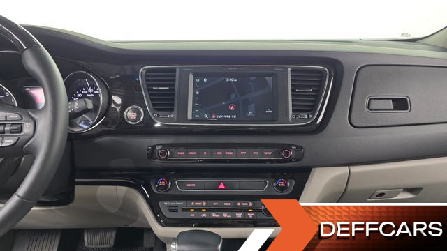 Kia CARNIVAL Gasoline 7-Seater Limousine President купить на сайте DeffCars