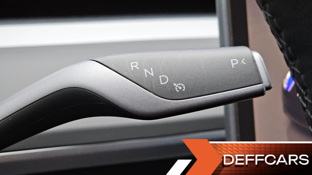 Tesla MODEL Y RWD купить на сайте DeffCars