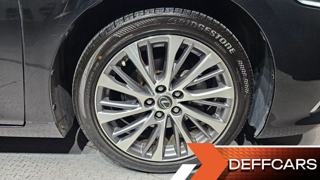 Lexus ES Luxury купить на сайте DeffCars