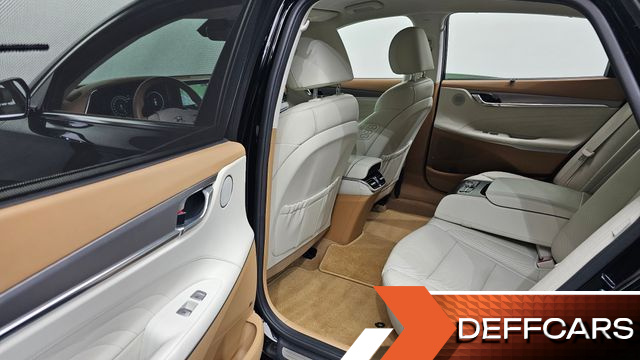 Hyundai GRANDEUR 3.3 Calligraphy купить на сайте DeffCars
