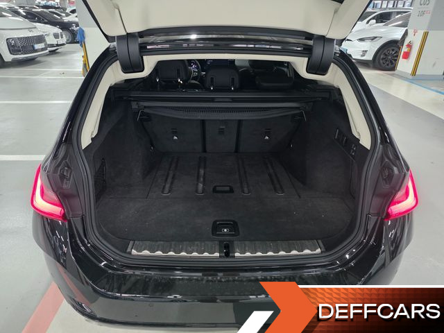BMW 3-SERIES 320d Touring купить на сайте DeffCars