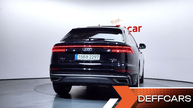Audi Q8 45 TDI Quattro Premium купить на сайте DeffCars